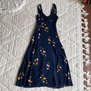 Reformation never worn Fulton midi dress with slit. Blue with floral pattern.